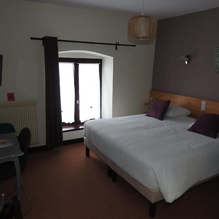 Le Barriol Hotel Saint-Julien-Chapteuil Luaran gambar