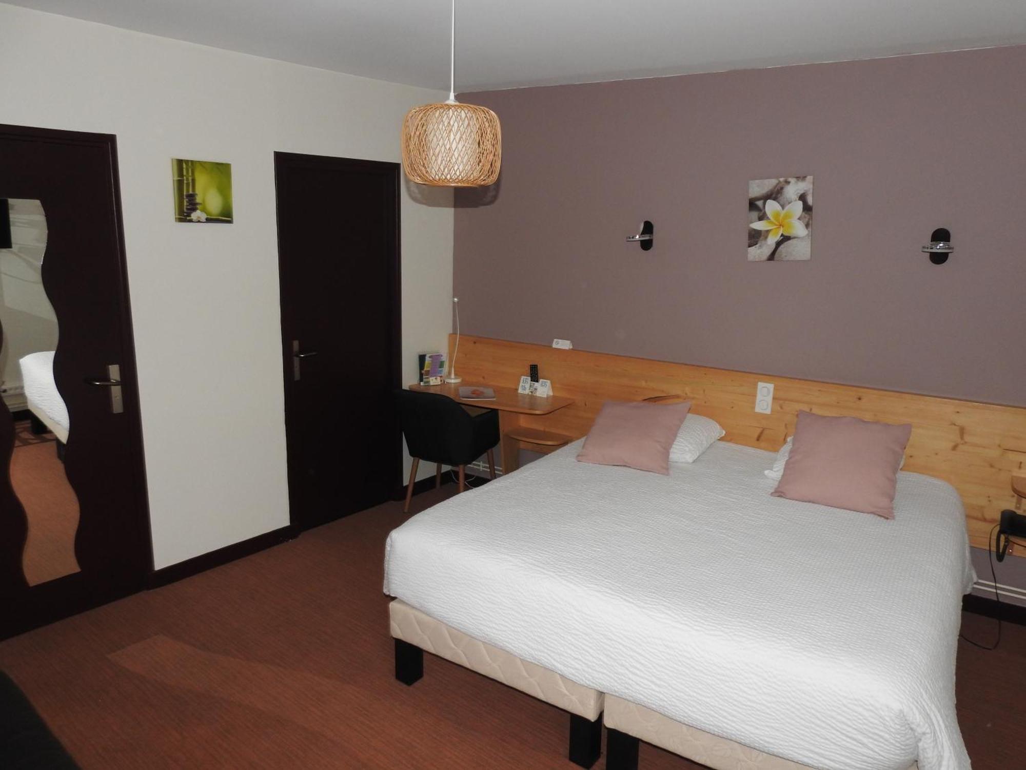 Le Barriol Hotel Saint-Julien-Chapteuil Luaran gambar