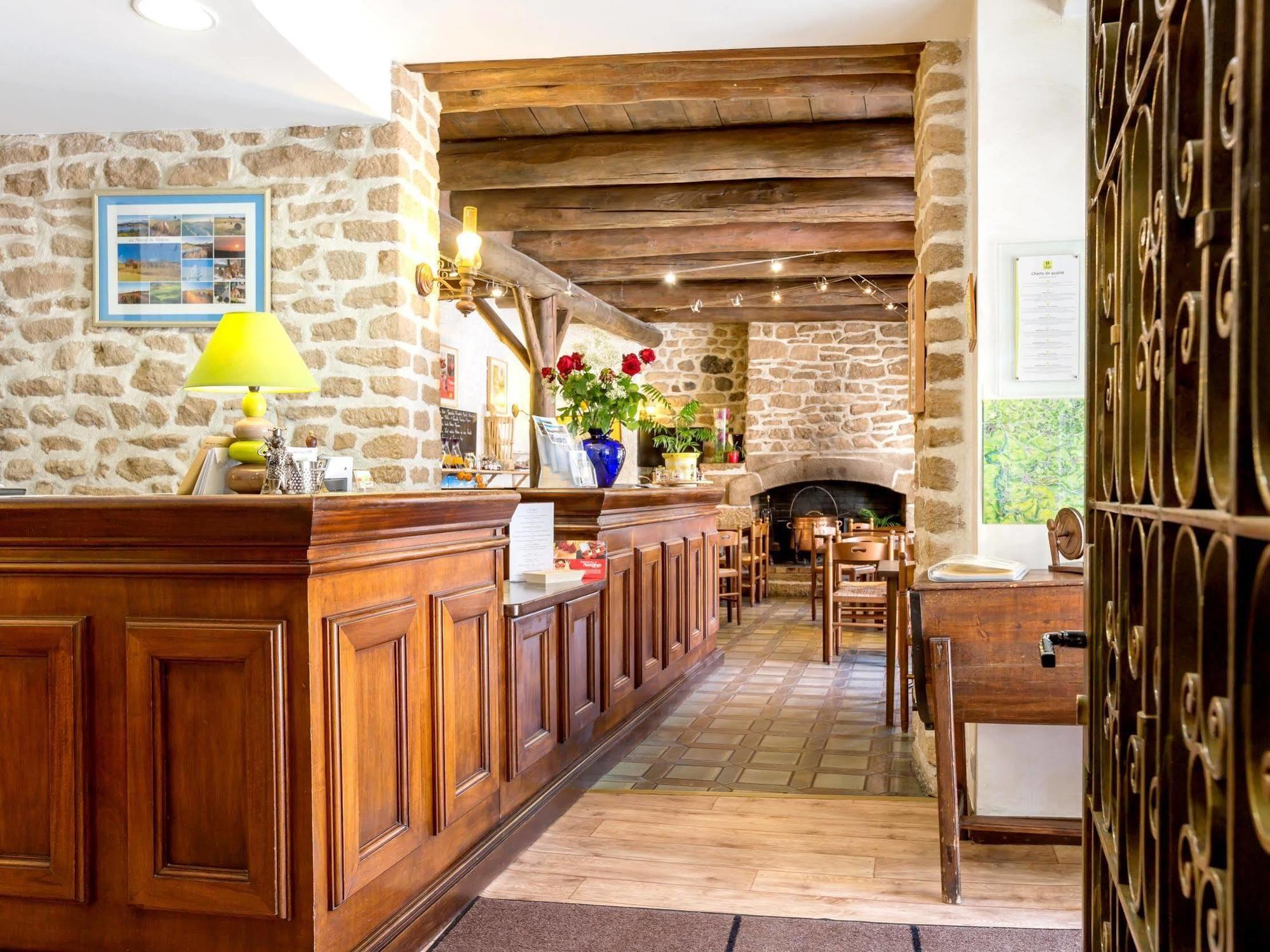 Le Barriol Hotel Saint-Julien-Chapteuil Luaran gambar