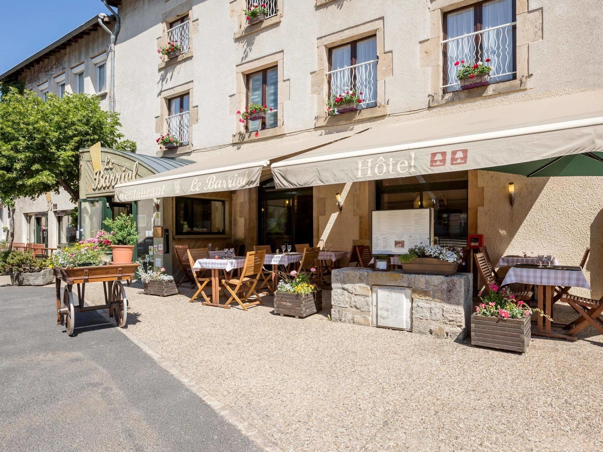 Le Barriol Hotel Saint-Julien-Chapteuil Luaran gambar