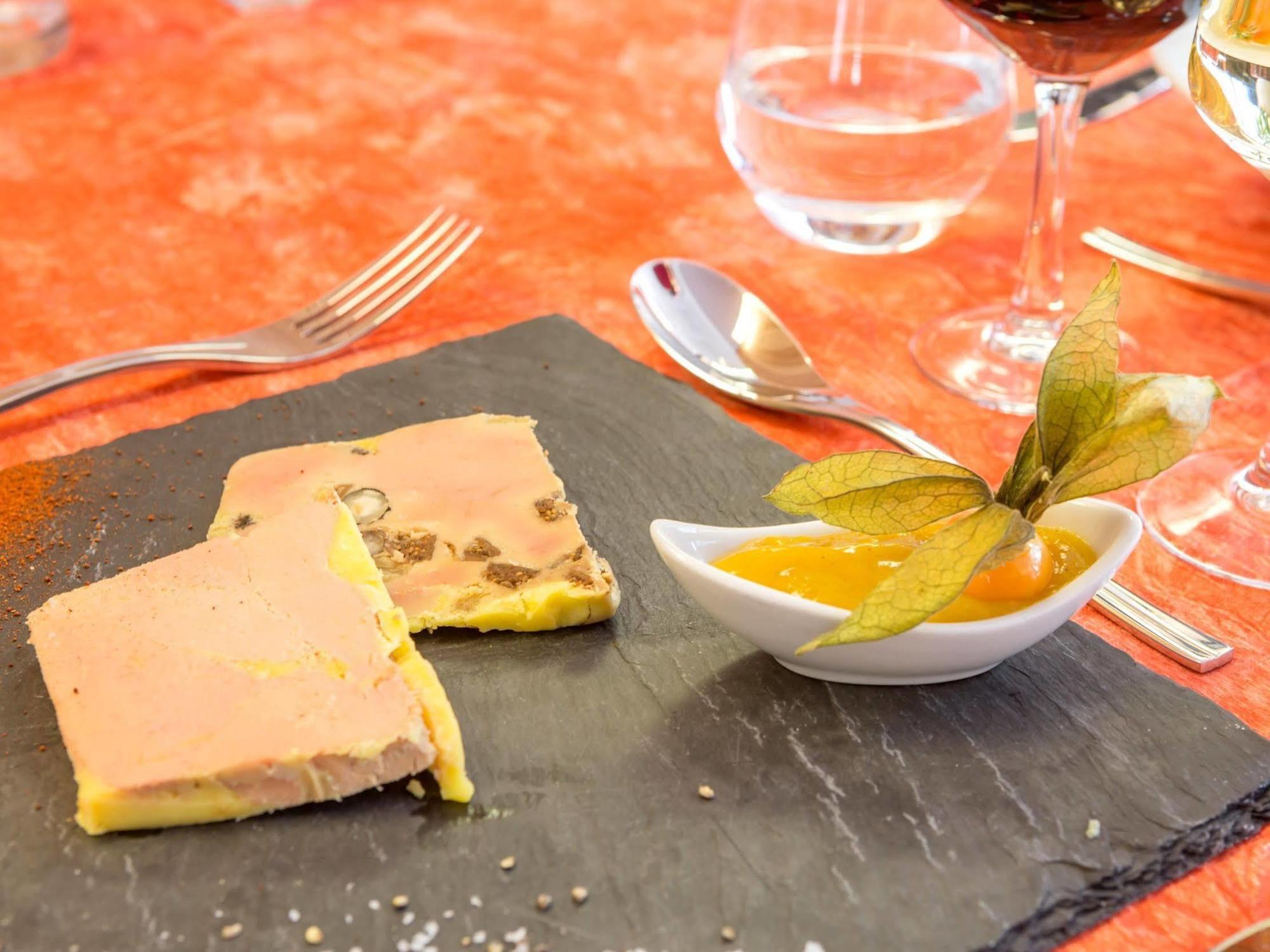 Le Barriol Hotel Saint-Julien-Chapteuil Luaran gambar